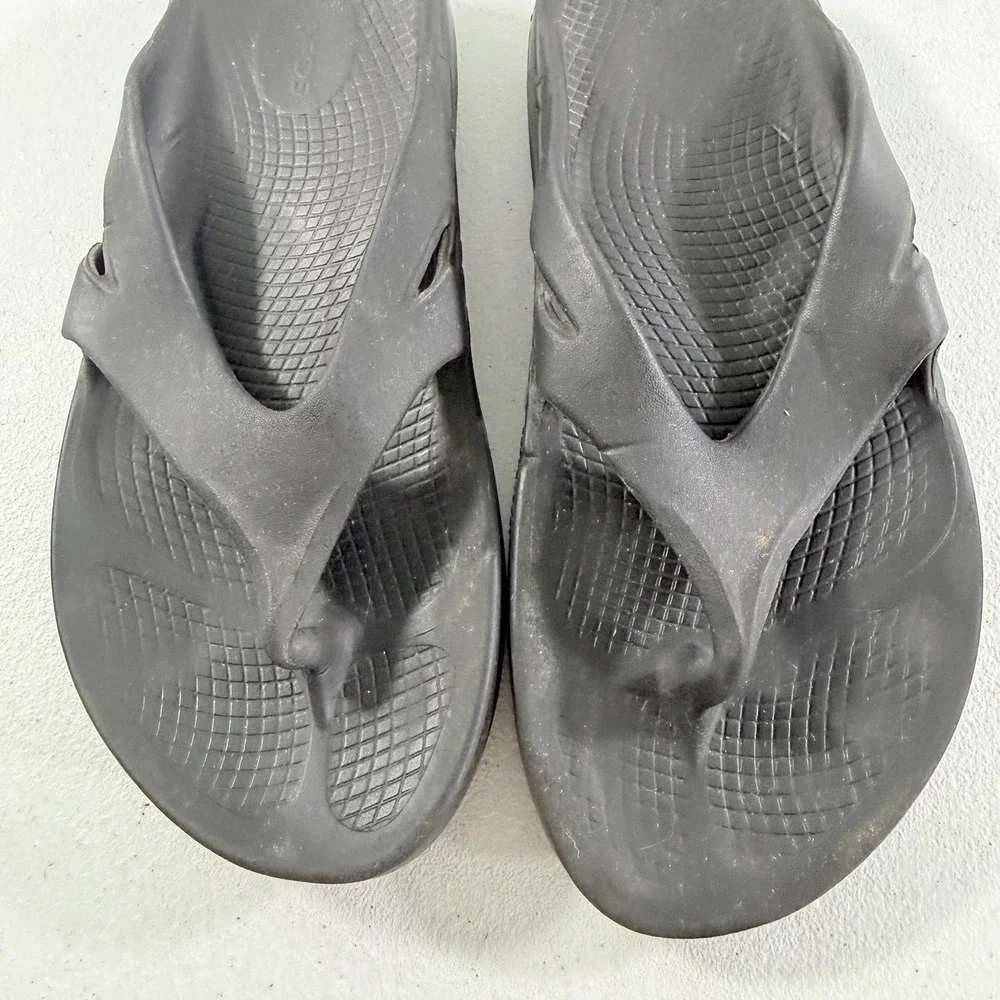 Oofos‎ Original Black Recovery Comfort Flip Flop Sandals Men's Size 8 Women's 10
